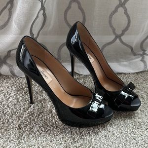 Valentino Garavani Bowtie Heels 37